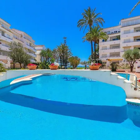 Luxury With Pool View - Playa Real Beachfront マルベーリャ