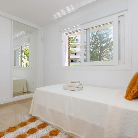 Apartmán Luxury With Pool View - Playa Real Beachfront *