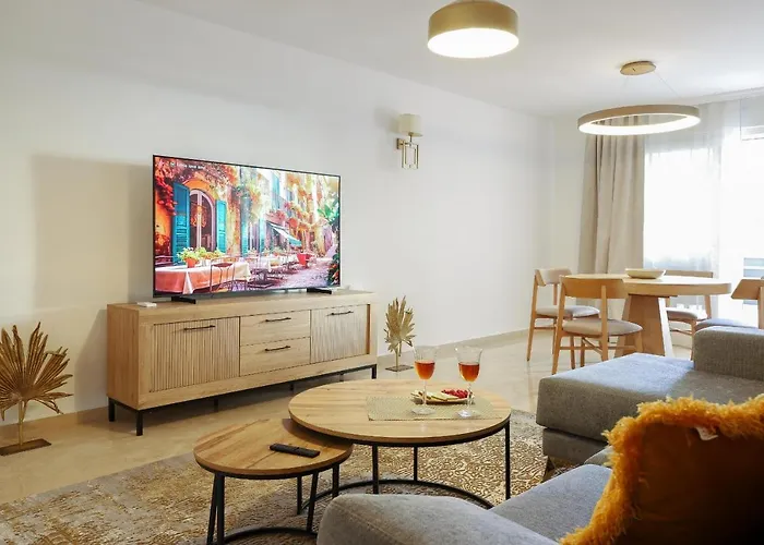 Luxury With Pool View - Playa Real Beachfront Appartamento Marbella