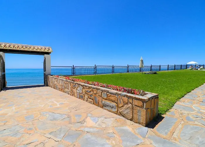 Luxury With Pool View - Playa Real Beachfront Appartamento Marbella